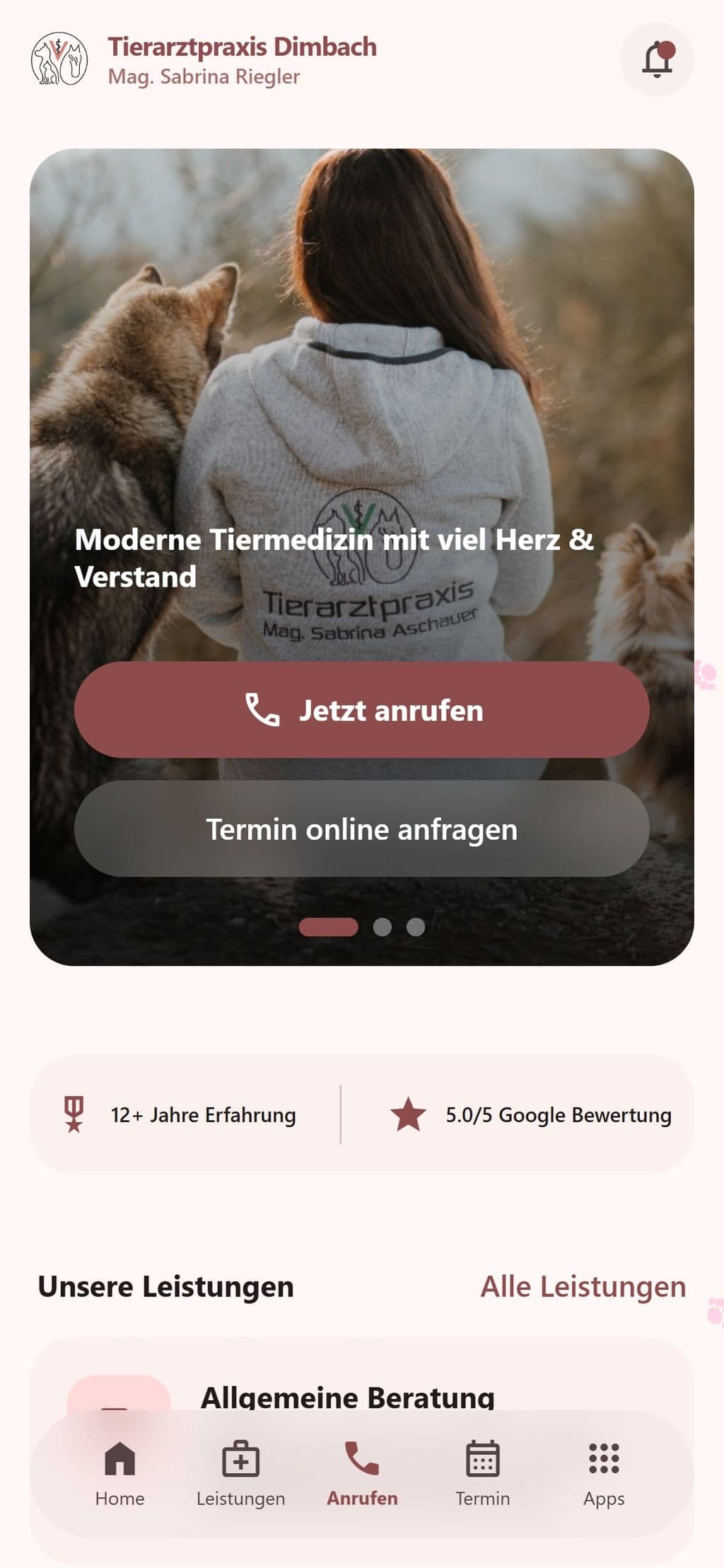 vet-dimbach.at am Handy: Einstieg mit Anruf-Knopf.